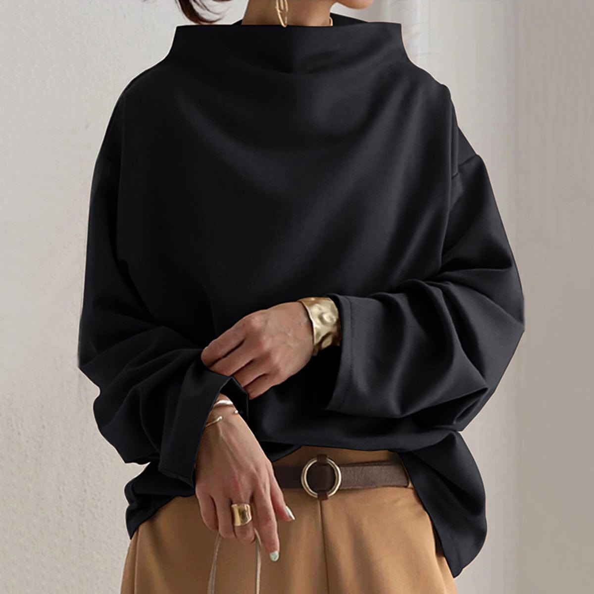 Laevynne | High-Neck Casual Top