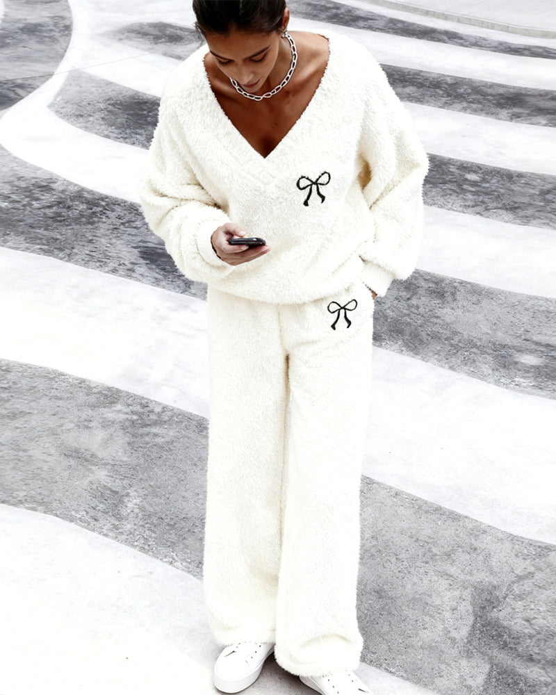 Soft Sweet Bow Embroidered Fleece Matching Set