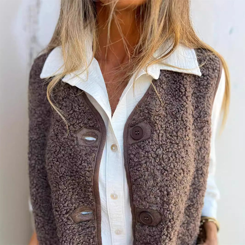Alexia | Button-down Short Warm Vest